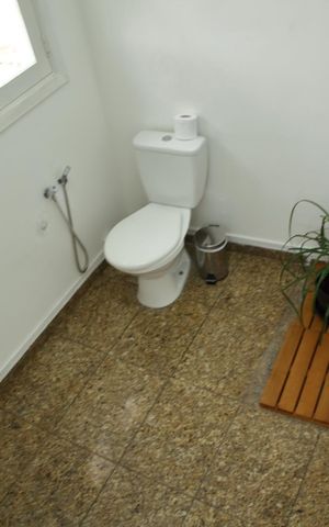 Casa à venda com 650m², 4 quartos e 6 vagasBanheiro/Suíte 2