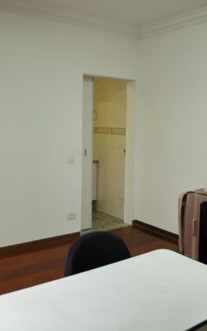 Casa à venda com 650m², 4 quartos e 6 vagasSuíte 1