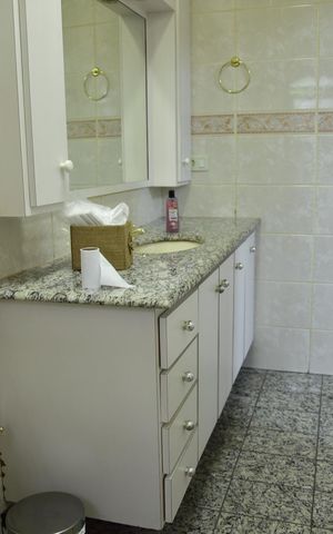Casa à venda com 650m², 4 quartos e 6 vagasBanheiro Suíte 1
