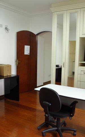 Casa à venda com 650m², 4 quartos e 6 vagasSuíte 1