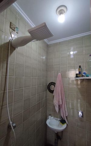 Casa para alugar com 350m², 5 quartos e 4 vagas Casa para alugar com 350m², 5 quartos e 4 vagasBanheiro 1
