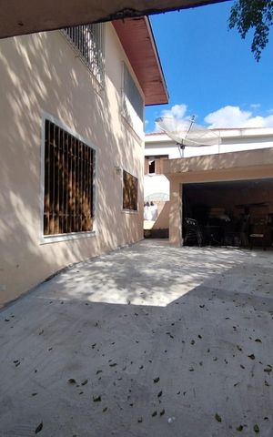 Casa para alugar com 350m², 5 quartos e 4 vagas Casa para alugar com 350m², 5 quartos e 4 vagasGaragem