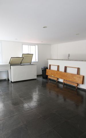 Apartamento à venda com 60m², 2 quartos e sem vagaÁrea comum - Salão de festas