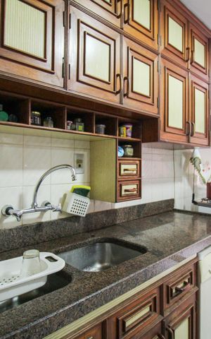 Apartamento à venda com 190m², 3 quartos e 2 vagas Apartamento à venda com 190m², 3 quartos e 2 vagasCozinha