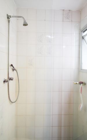 Apartamento à venda com 190m², 3 quartos e 2 vagas Apartamento à venda com 190m², 3 quartos e 2 vagasBanheiro da Suíte 3