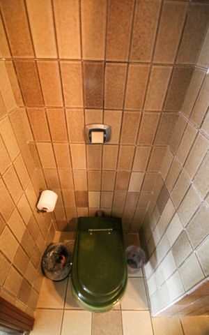 Apartamento à venda com 190m², 3 quartos e 2 vagas Apartamento à venda com 190m², 3 quartos e 2 vagasLavabo