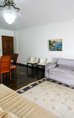 Apartamento à venda com 190m², 3 quartos e 2 vagas Apartamento à venda com 190m², 3 quartos e 2 vagasSala