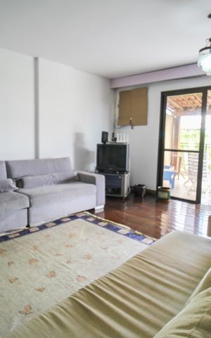 Apartamento à venda com 190m², 3 quartos e 2 vagas Apartamento à venda com 190m², 3 quartos e 2 vagasSala