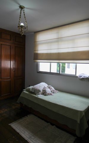 Apartamento à venda com 190m², 3 quartos e 2 vagas Apartamento à venda com 190m², 3 quartos e 2 vagasSuíte 1