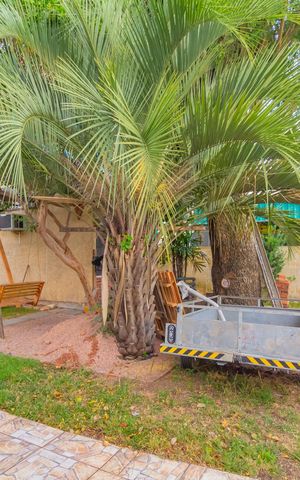 Casa à venda com 172m², 3 quartos e 2 vagas Casa à venda com 172m², 3 quartos e 2 vagasJardim