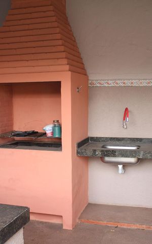 Casa à venda com 557m², 5 quartos e 4 vagasÁrea comum