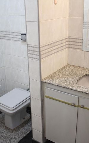 Casa à venda com 557m², 5 quartos e 4 vagasBanheiro da Suíte