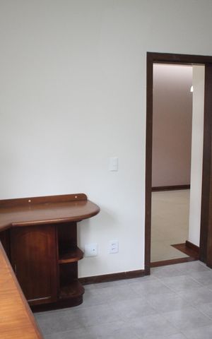Casa à venda com 557m², 5 quartos e 4 vagasQuarto 1