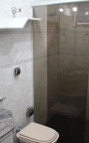 Casa à venda com 557m², 5 quartos e 4 vagasBanheiro