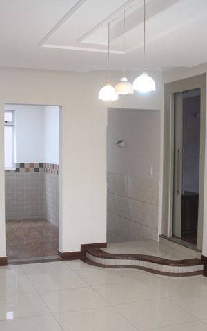 Casa à venda com 557m², 5 quartos e 4 vagasQuarto 2