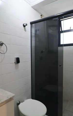 Apartamento para alugar com 135m², 3 quartos e 1 vaga Apartamento para alugar com 135m², 3 quartos e 1 vagaBanheiro Suíte 1