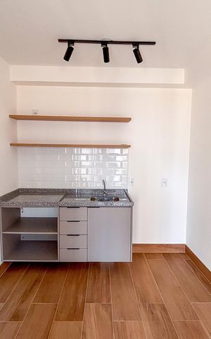Studio à venda com 33m², 1 quarto e sem vaga Studio à venda com 33m², 1 quarto e sem vagaSala/Cozinha