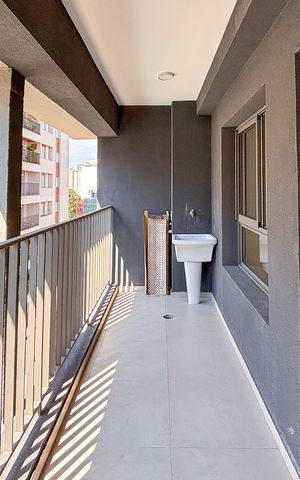 Studio à venda com 33m², 1 quarto e sem vaga Studio à venda com 33m², 1 quarto e sem vagaVaranda