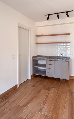 Studio à venda com 33m², 1 quarto e sem vaga Studio à venda com 33m², 1 quarto e sem vagaSala/Cozinha