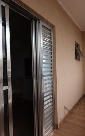 Casa à venda com 277m², 3 quartos e 8 vagasVaranda da Suíte 1