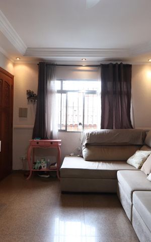Casa à venda com 277m², 3 quartos e 8 vagasSala