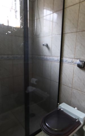 Casa à venda com 277m², 3 quartos e 8 vagasBanheiro da Suíte 3