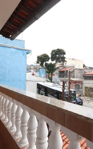 Casa à venda com 277m², 3 quartos e 8 vagasVaranda da Suíte 1