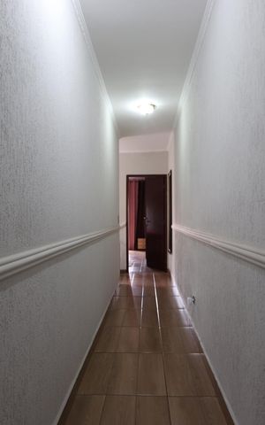 Casa à venda com 277m², 3 quartos e 8 vagasCorredor