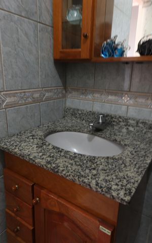 Casa à venda com 277m², 3 quartos e 8 vagasBanheiro da Suíte 2
