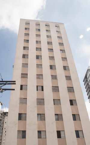 Apartamento à venda com 66m², 2 quartos e 1 vagaFachada
