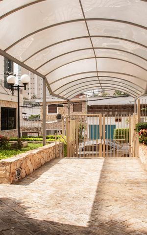Apartamento à venda com 66m², 2 quartos e 1 vagaHall de entrada