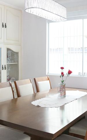 Casa à venda com 158m², 4 quartos e 2 vagasSala de jantar