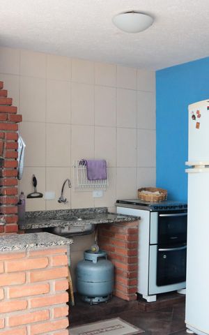 Casa à venda com 158m², 4 quartos e 2 vagasChurrasqueira