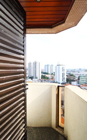 Apartamento à venda com 110m², 3 quartos e 2 vagasSacada da Suíte 1