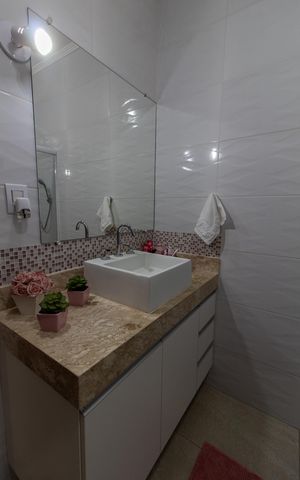 Casa para alugar com 194m², 3 quartos e 4 vagasBanheiro Social