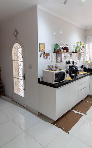 Casa para alugar com 194m², 3 quartos e 4 vagasCozinha
