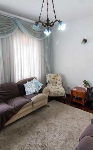 Casa para alugar com 194m², 3 quartos e 4 vagasSala
