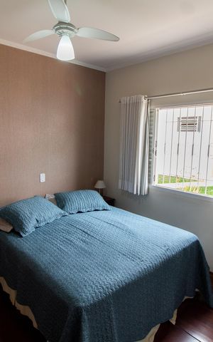 Casa para alugar com 194m², 3 quartos e 4 vagasSuíte