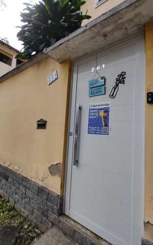 Casa de condomínio para alugar com 500m², 4 quartos e 2 vagasFachada