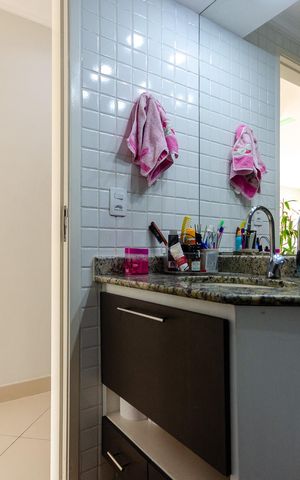 Apartamento à venda com 131m², 3 quartos e 3 vagas Apartamento à venda com 131m², 3 quartos e 3 vagasBanheiro