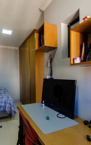 Apartamento à venda com 131m², 3 quartos e 3 vagas Apartamento à venda com 131m², 3 quartos e 3 vagasQuarto 1