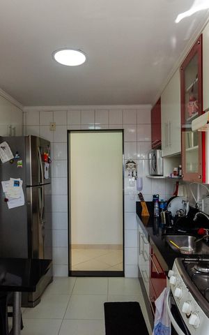 Apartamento à venda com 131m², 3 quartos e 3 vagas Apartamento à venda com 131m², 3 quartos e 3 vagasCozinha
