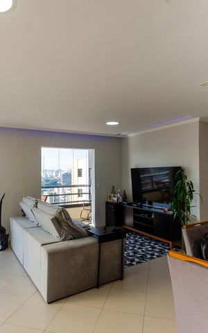 Apartamento à venda com 131m², 3 quartos e 3 vagas Apartamento à venda com 131m², 3 quartos e 3 vagasSala