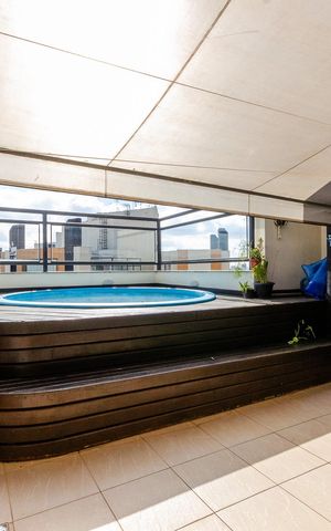 Apartamento à venda com 131m², 3 quartos e 3 vagas Apartamento à venda com 131m², 3 quartos e 3 vagasÁrea comum