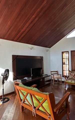 Casa de condomínio à venda com 600m², 6 quartos e 4 vagas Casa de condomínio à venda com 600m², 6 quartos e 4 vagasSala