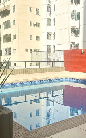 Apartamento à venda com 167m², 3 quartos e 2 vagas Apartamento à venda com 167m², 3 quartos e 2 vagasÁrea comum - Piscina