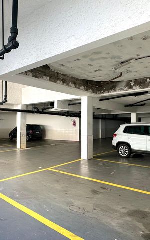 Apartamento à venda com 167m², 3 quartos e 2 vagas Apartamento à venda com 167m², 3 quartos e 2 vagasGaragem
