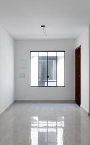Casa de condomínio à venda com 80m², 2 quartos e 1 vaga Casa de condomínio à venda com 80m², 2 quartos e 1 vagaSala
