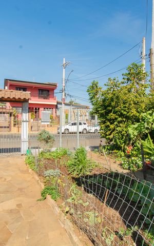 Casa à venda com 330m², 7 quartos e 3 vagas Casa à venda com 330m², 7 quartos e 3 vagasÁrea comum