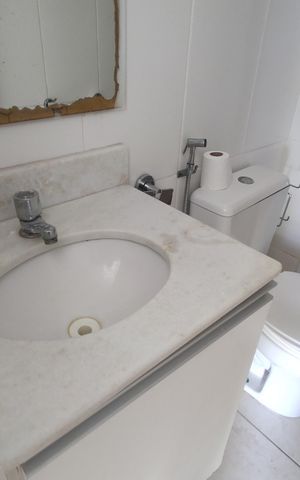 Apartamento à venda com 87m², 3 quartos e 1 vaga Apartamento à venda com 87m², 3 quartos e 1 vagaBanheiro Social